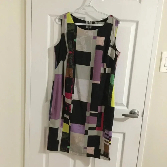 Cleo Petites Geometric Gray Purple Print Sheath Black Dress Sz 10 - Picture 2 of 11